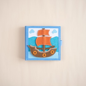 Personalized Quiet Book Ocean life/ 6 pages/ Handmade children book/ Montessori toys/ Sensory toys/Activity book