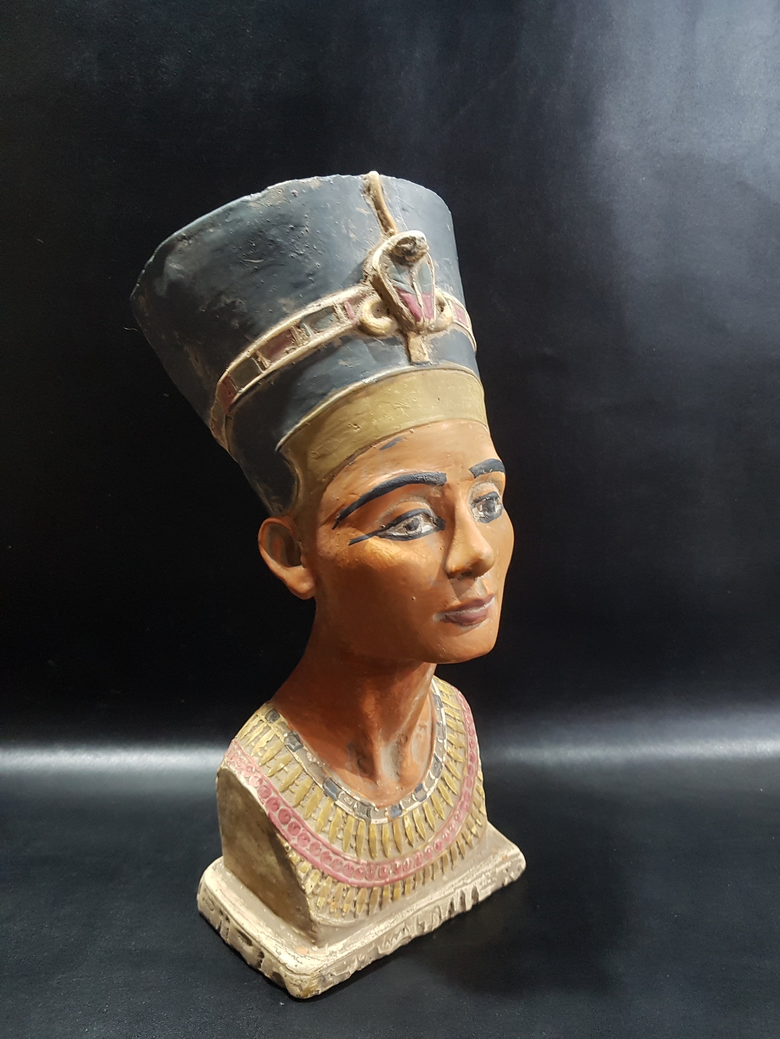 Replica Head of Queen NEFERTITI the Royal Spouse of Akhenaten Etsy