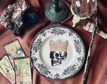 King Skull Side Plate - Royal Stafford.  Limited edition.  Spookyville collection