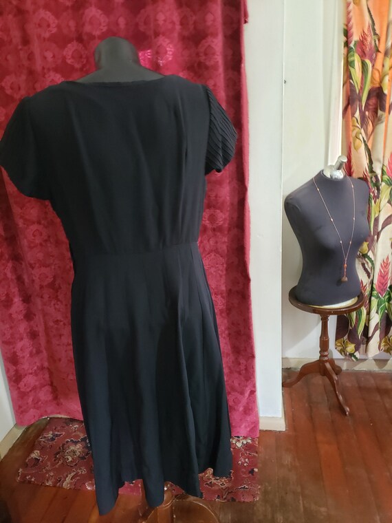 Black 1940's Crepe Rayon - image 3