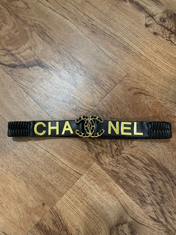 Black chain stretch belt Nwot