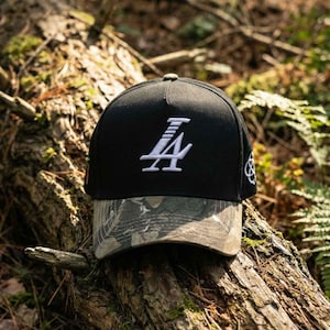 Reference LA "Kill The Hype" Style Snapback Brand New Black/Camo One Size