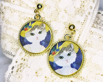 Ms Cat Earrings: Vintage Anime Korean Japanese Style