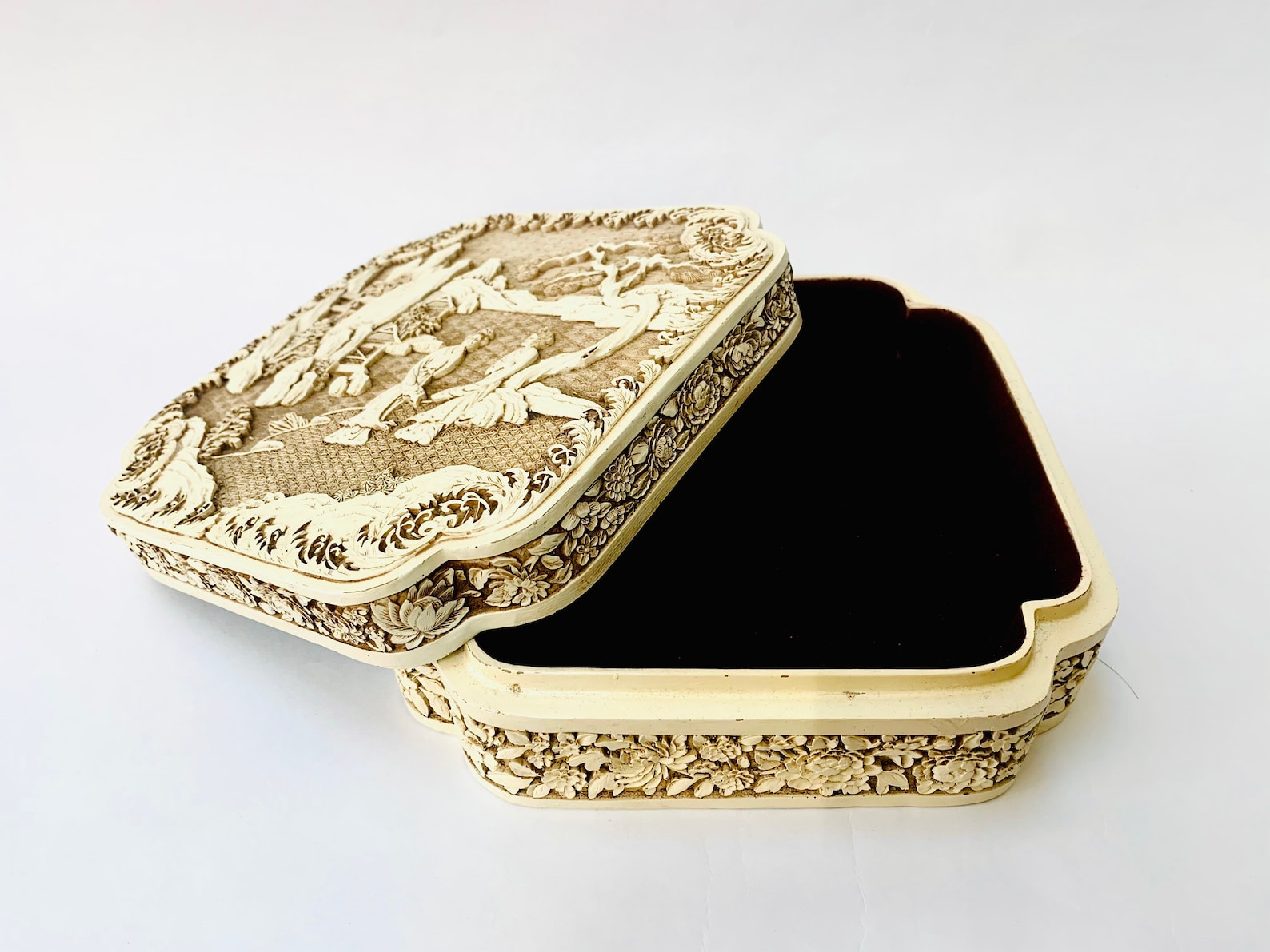 Vintage Jewelry Box Ivory Dynasty Carved Resin Jewelry Box by Arnart