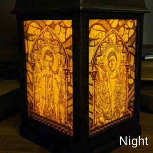 Four-sided Supernatural Inspired Lantern Night Light: Dean, Castiel, Sam, Crowley zdjęcie 2