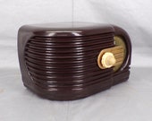 1939 Zenith Bakelite Case Radio Restored and Working
