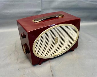 VRS0366 1956 Zenith AM Radio Model Y513. Restored and Working. FREE Shipping! Vintage Radio Mid Century Radio