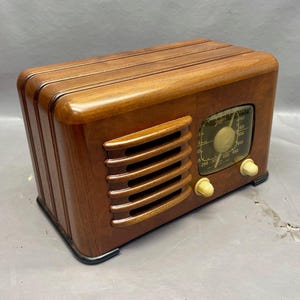 VRS0245 1941 Zenith 
