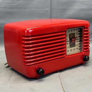 VRS0364 1948 Philco Mid Century Radio Model 48-200.  Beautiful and Restored! FREE Shipping! Vintage Radio Mid Century Radio Tube Radio