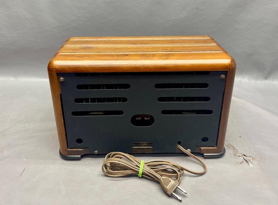 アンティークラジオ2個セット　old radio  コレクション アンティークラジオ2個セット old radio コレクション
