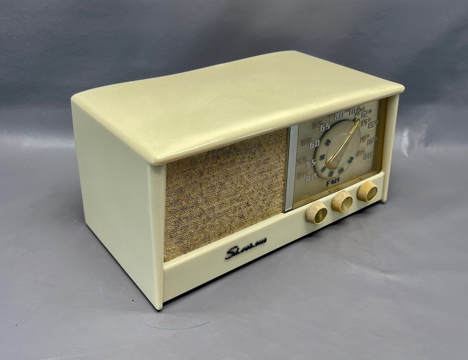 1956 Silvertone AM/FM Radio Model 4206. Restored and Working. FREE