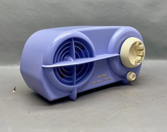 VRS0179 1953 Northern Electric "Midge" Mid Century Radio Model 5708.  Beautiful and Restored! FREE Shipping! Vintage  Tube Radio