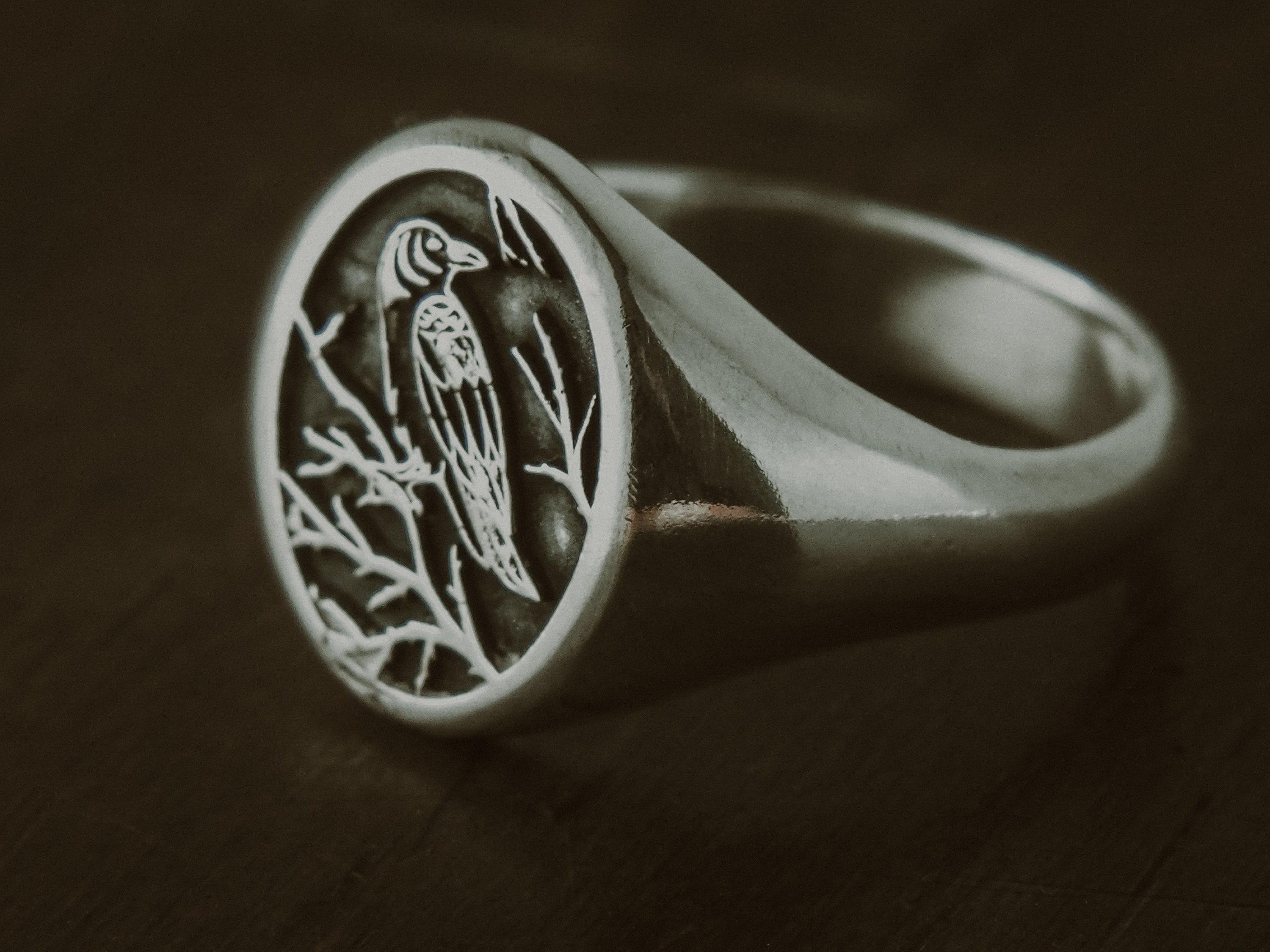Crow signet ring clearance