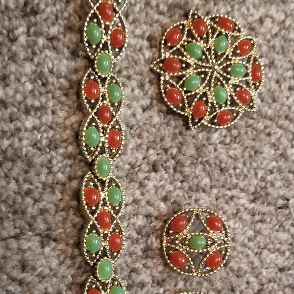 Vintage Sarah Coventry Acapulco brooch, earrings, and bracelet set