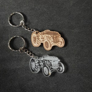 Classic Tractor Keyring, Classic Tractor, Farming, Keyring, Farming Gift, Gift for Him, Gift for Her, Gift, Birthday, Party Gift