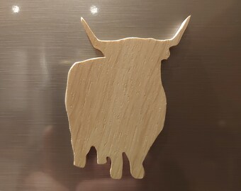 Handmade European Oak Highland Cow Fridge Magnet