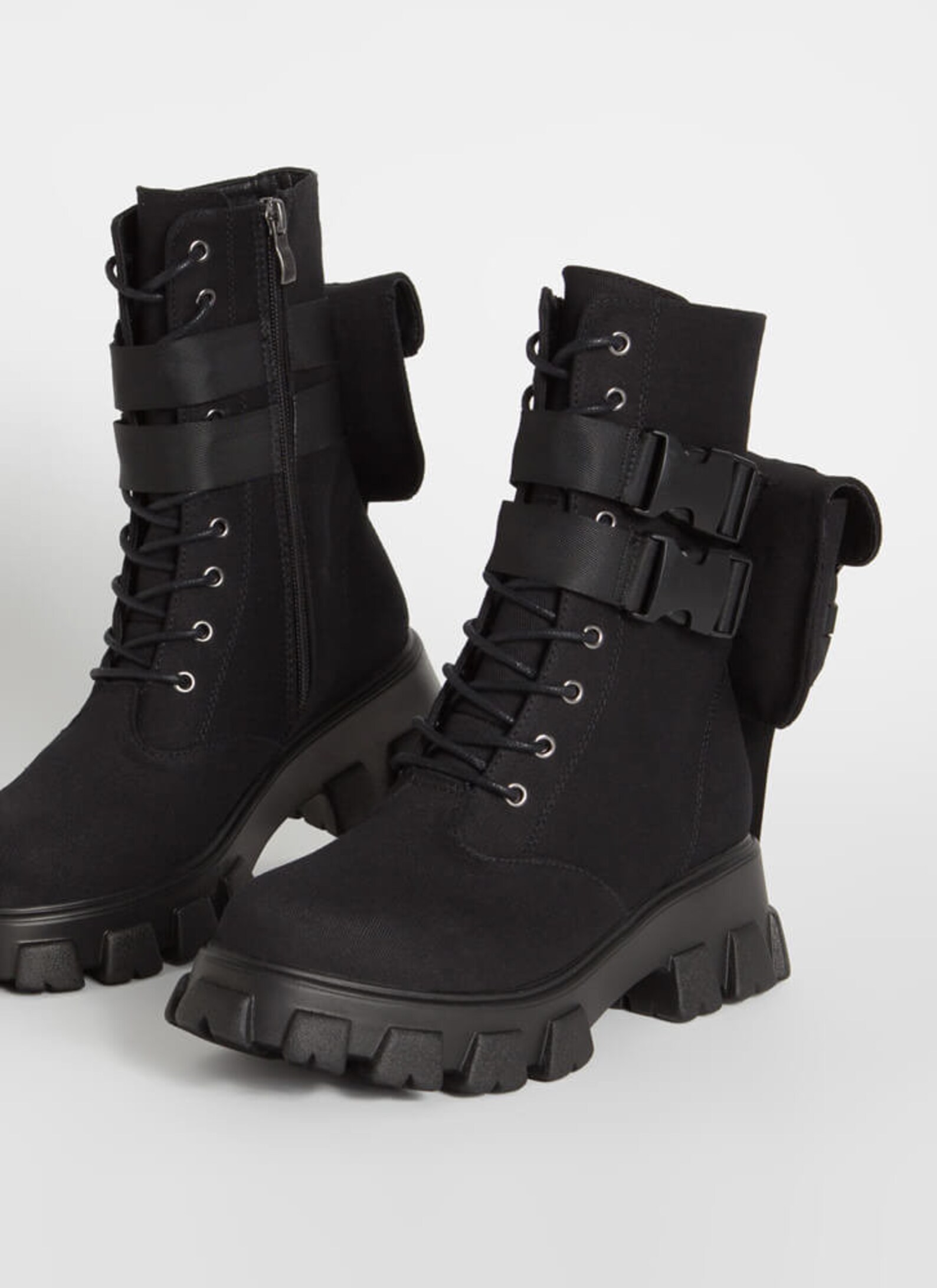removable pouch combat boot