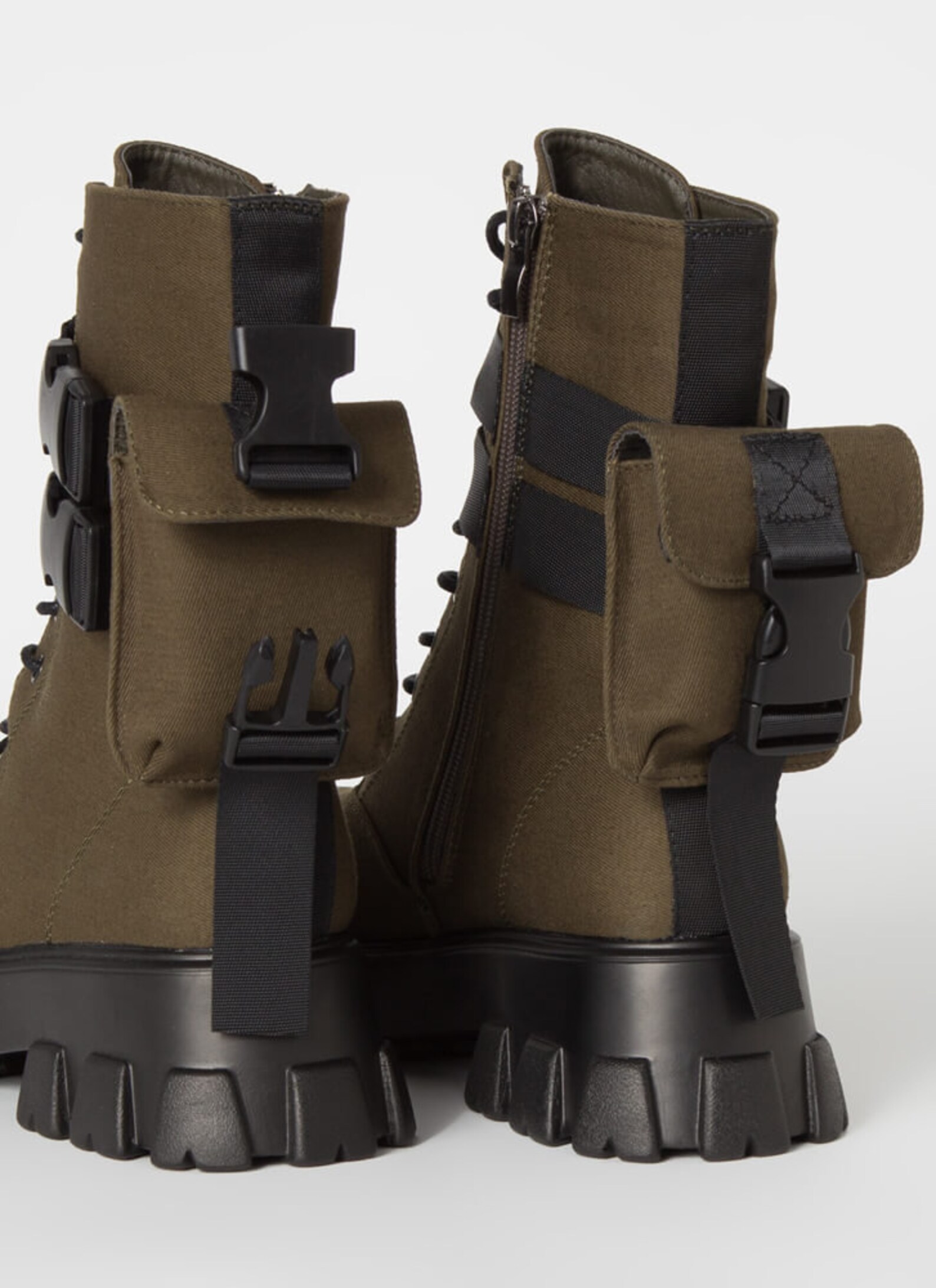 removable pouch combat boot