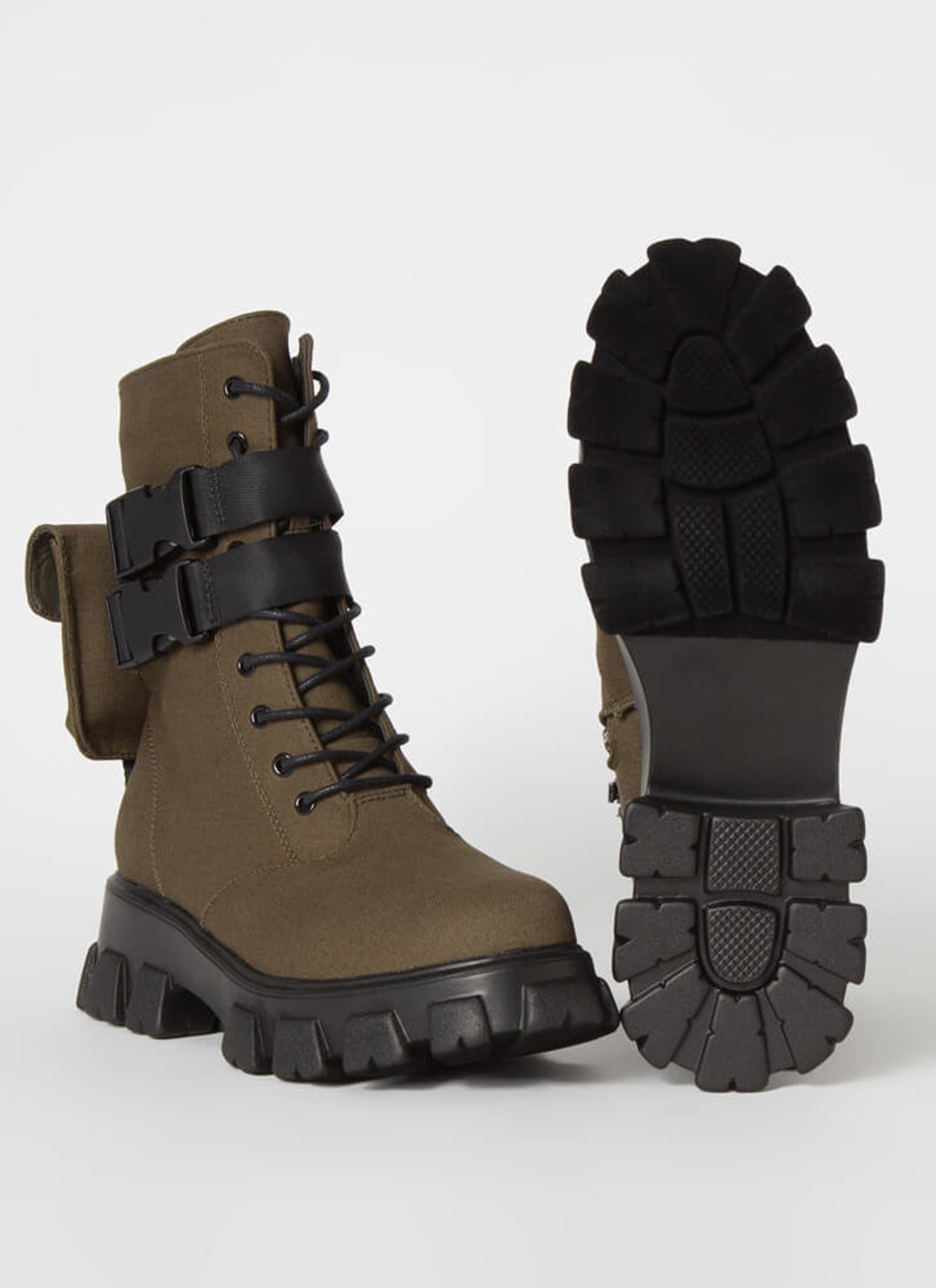removable pouch combat boot