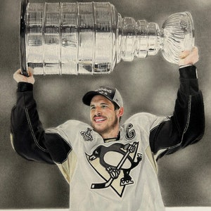 Sidney Crosby des Penguins de Pittsburgh avec impression de la coupe Stanley (précommande)