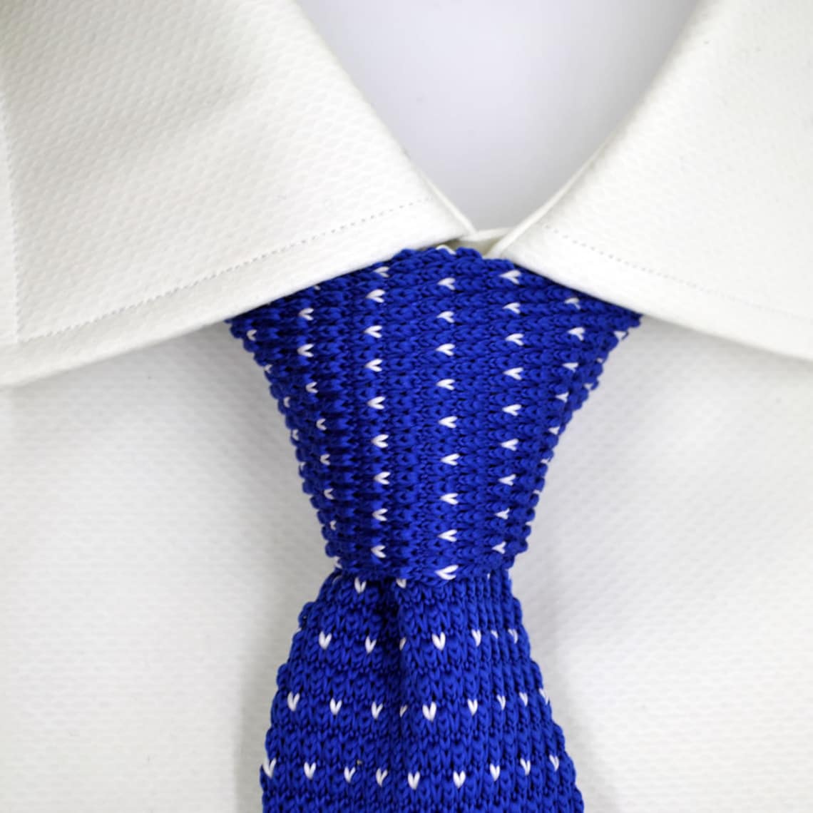knitted tie pointed end