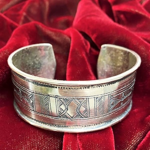 Adryze Tenere wide Touareg bracelet