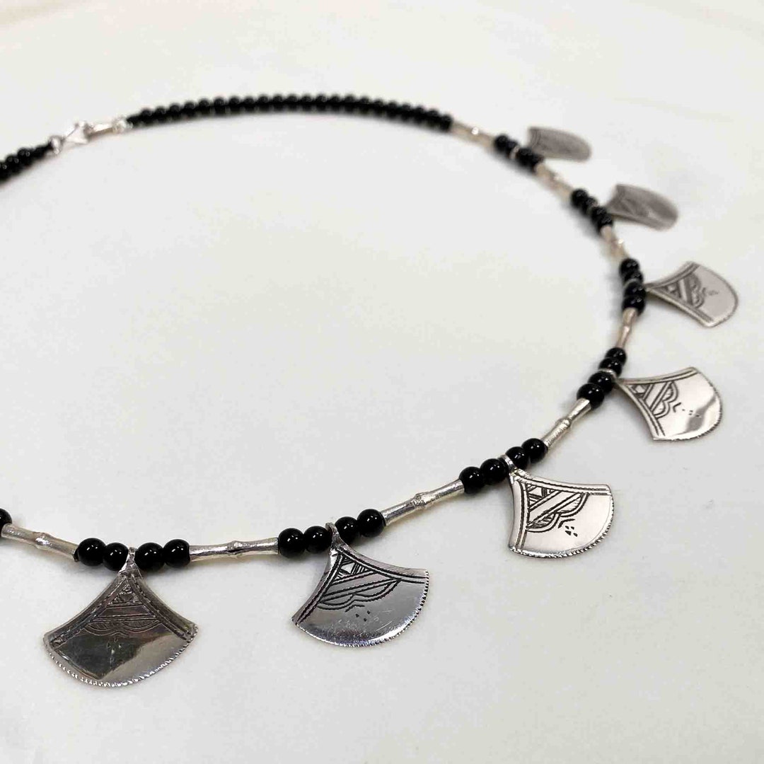 アクセサリー TUAREG JEWELRY Tuareg Necklace in Solid Silver and Onyx - Etsy