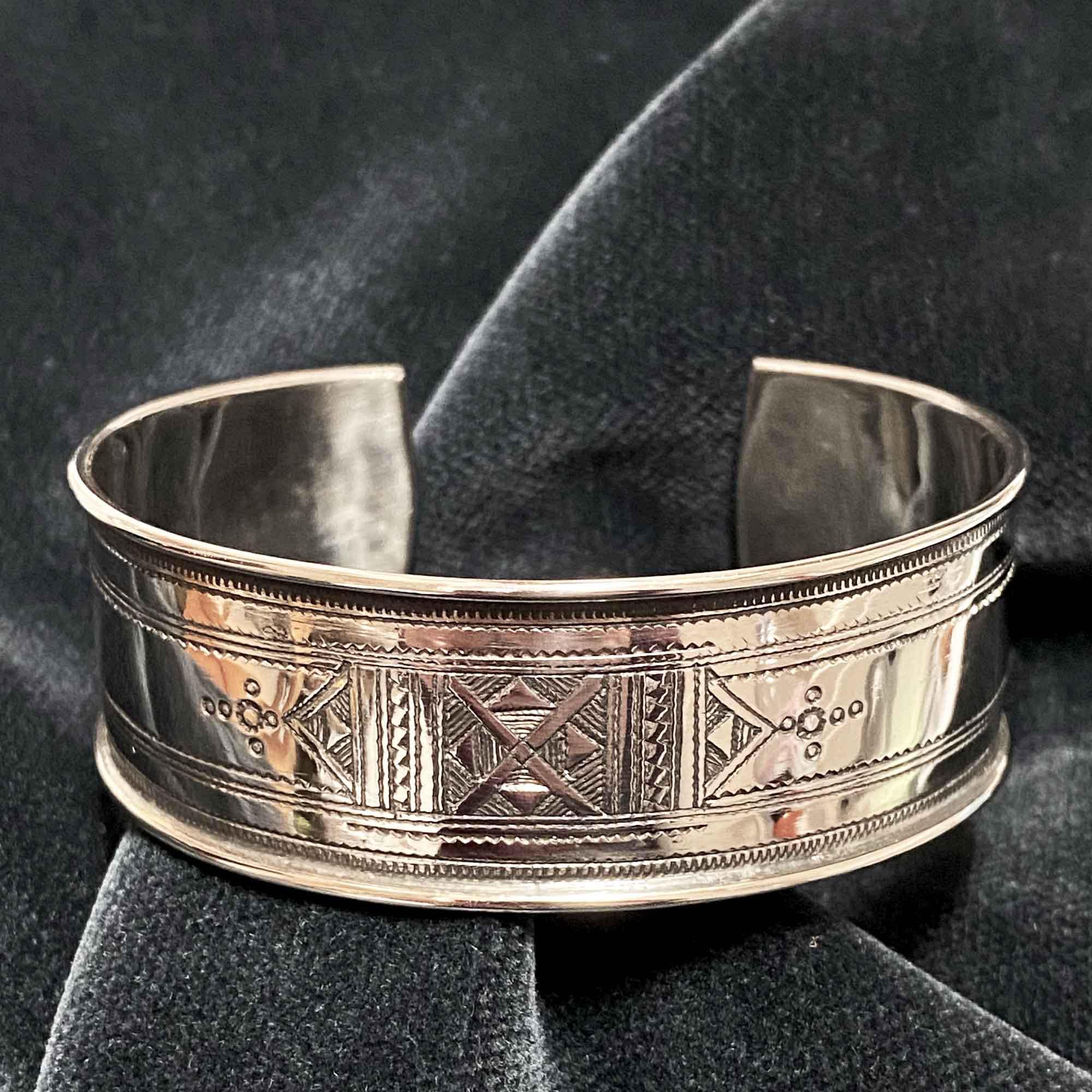 【レア】Vintage HERMES Bangle Tuareg トゥアレグ Hermes One of a Kind Sterling Silver Touareg Ano Bracelet