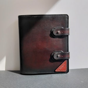 Custodia in pelle Onice Boox Tab Mini C. Copertina in pelle Bobox onice. Supporto in pelle Bobox Tab Mini C. Custodia in pelle per tablet. Custodia in pelle fatta a mano