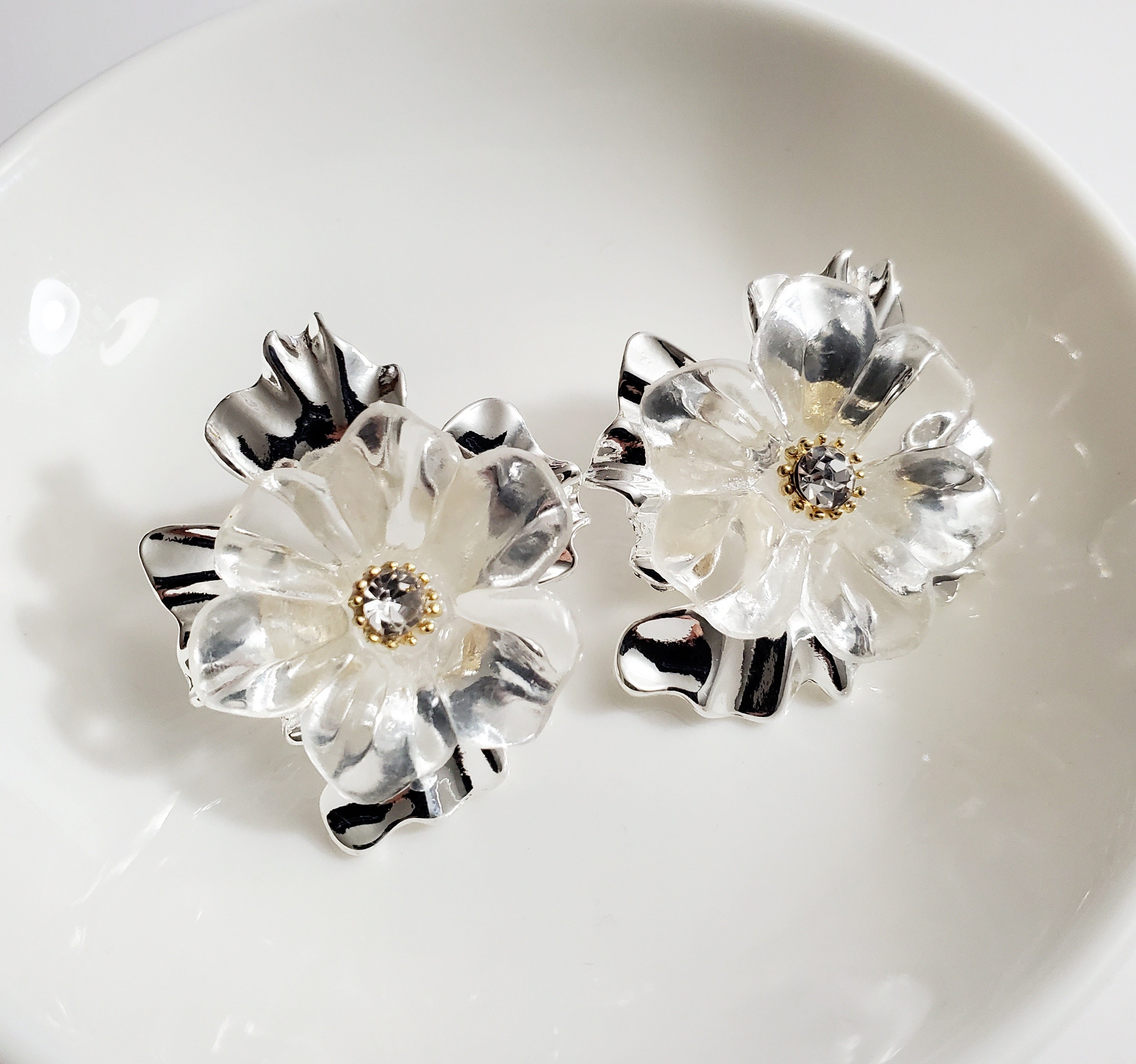Flower Earrings/stud Earrings /acrylic Flower Earrings/daisy Etsy UK