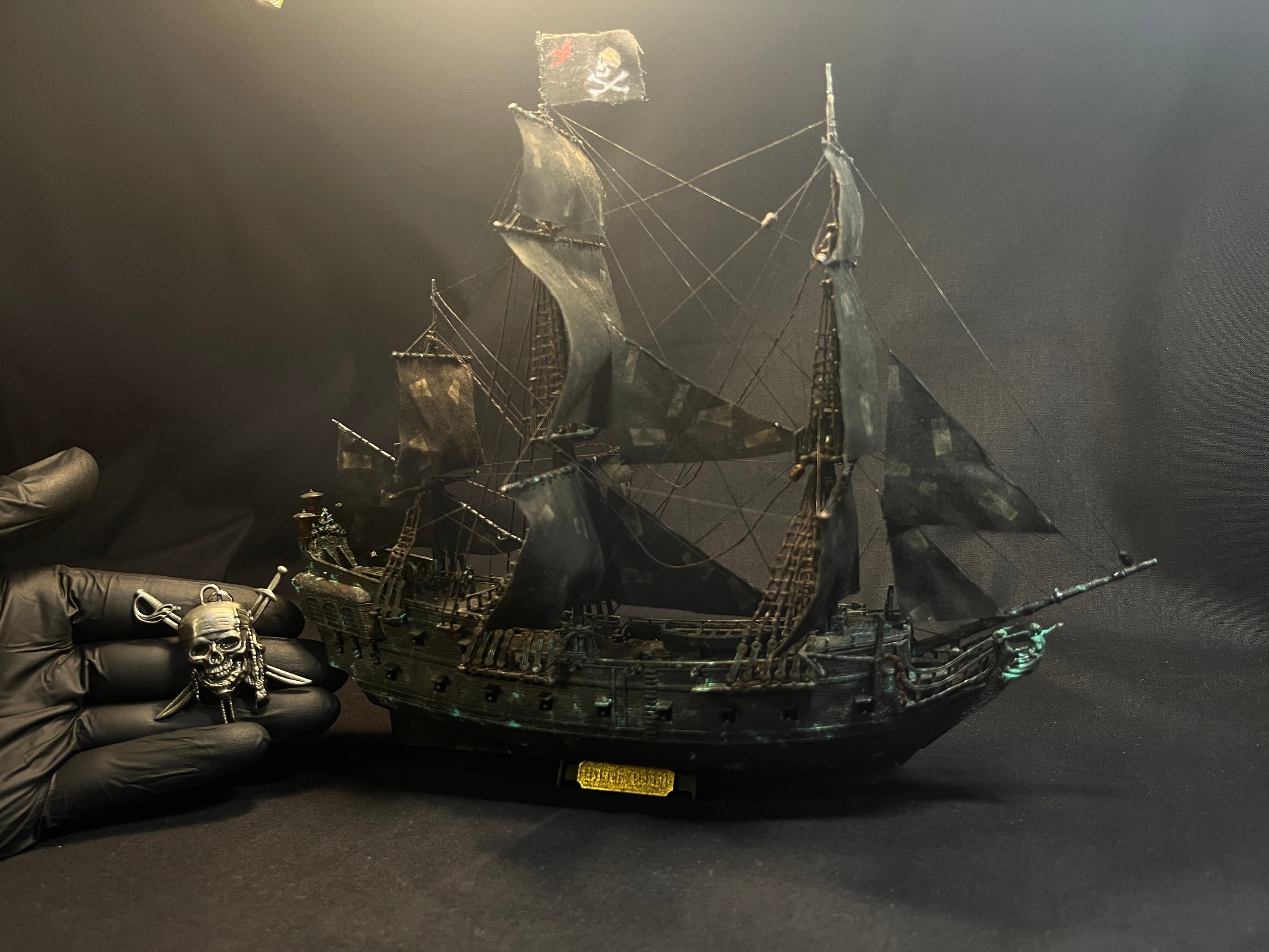 Model Ship Black Pearl - Pirates of the Caribbean