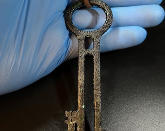 Davy Jones Metal Prop Replica Key Collection