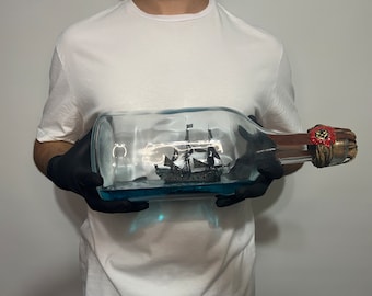 Schiff in Flasche Black Pearl aus dem Piraten Film