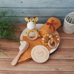 Premium Komplettes Geschenkset Giraffe (6 Artikel), Geschenkbox Babyparty, Willkommensgeschenk für Baby, Neutrales Babyspielzeug, Amigurumi