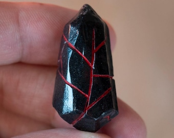Dark Father Lightsaber Crystal  | Star Wars Inspired Custom Savi’s Compatible Resin Sith Artifact for Cosplay Gifts & Star Wars Displays