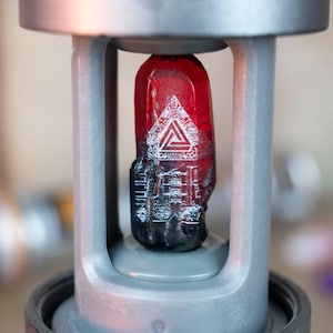 Banes Edict Kyber Crystal | Star Wars Inspired Custom Savi’s Compatible Resin Kyber for Lightsaber Collectors | Sith