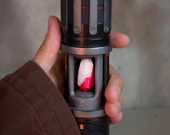 Cristallo Kyber di Potenza e Controllo / Kyber in Resina Compatibile con Savi Personalizzato Ispirato a Star Wars per Collezionisti di Spade Laser / Sith