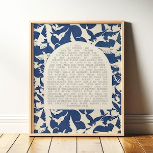 Impresión de Bienaventuranzas / Arte mural cristiano, versículo bíblico azul y blanco, arte bíblico moderno / Decoración bíblica bohemia con pájaros / Impresión enmarcada o lienzo
