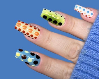 COLORFUL DOTS press on nails