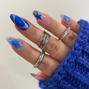 BLUE STARS press on nails