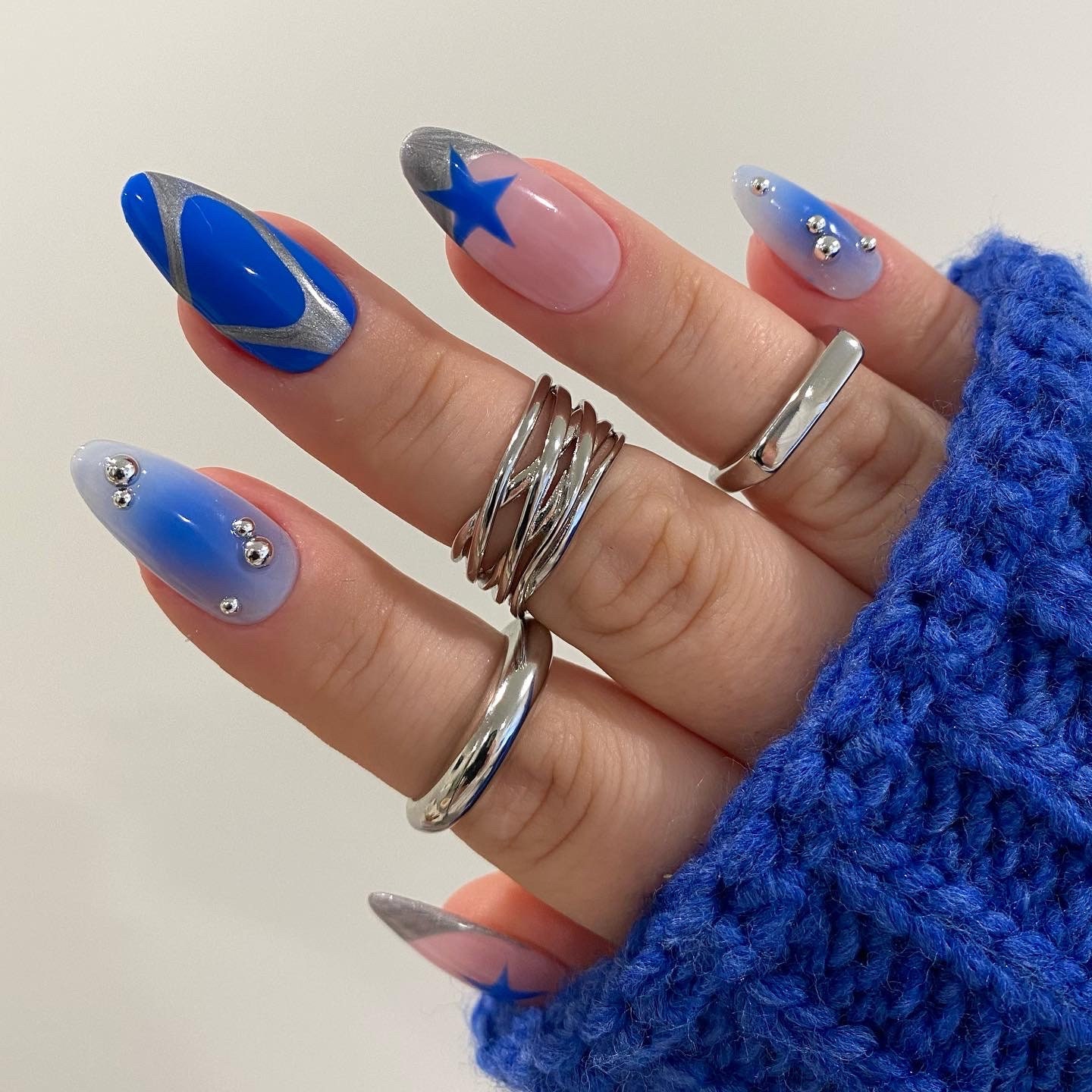 Starlit Blue Ombre Press‑On Nails