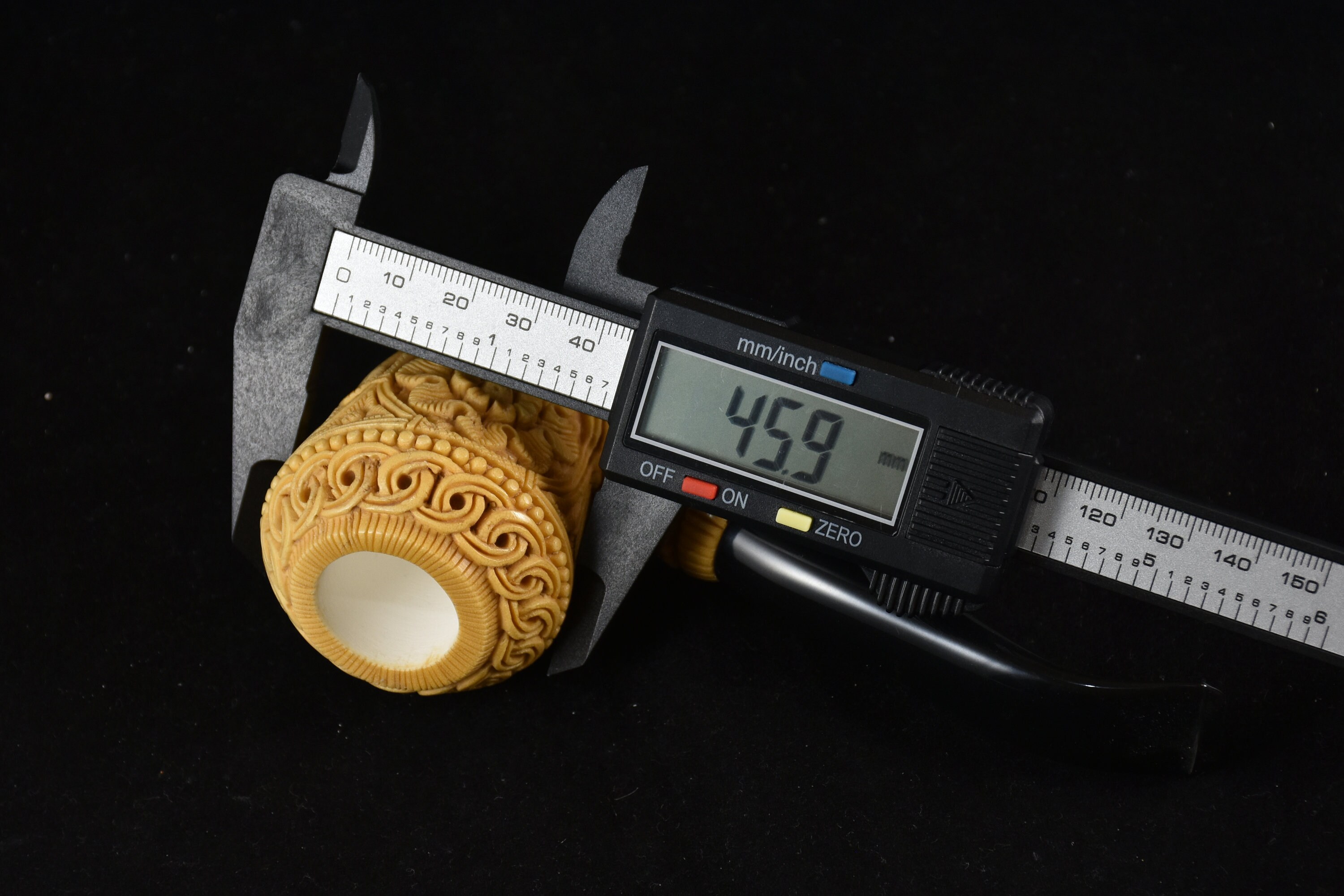 Embossed Floral With Flower Symbol Pipe, Unsmoked Block Meerschaum ...