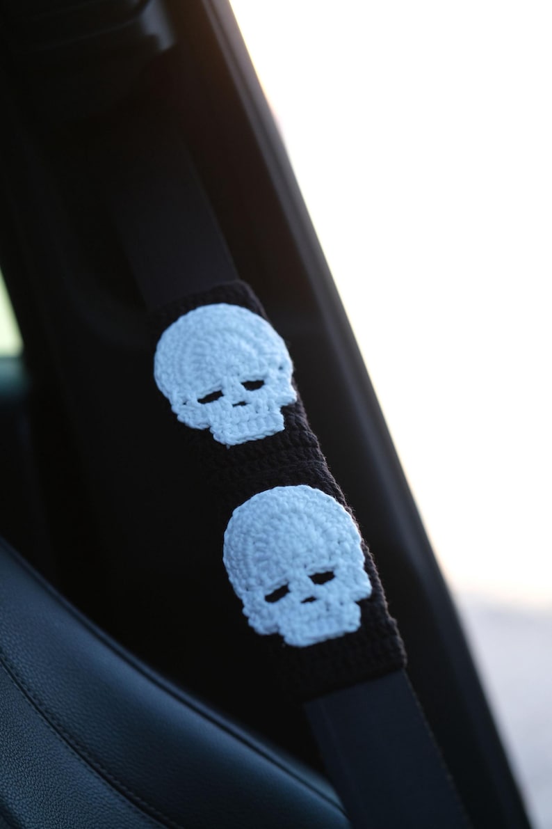 Black Skull Steering Wheel Cover Crochet for men | Halloween car accessories interior decor bild 6