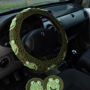 Frog Steering Wheel Covernull
