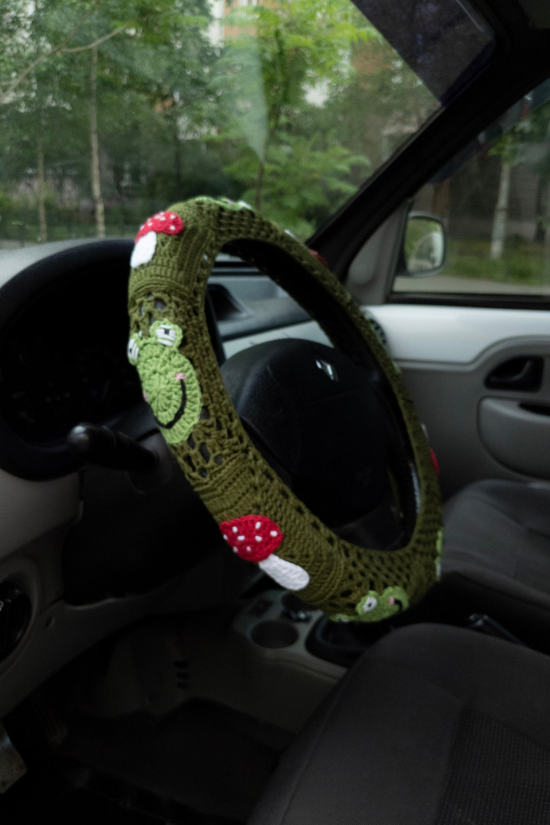 Frog Steering Wheel Cover