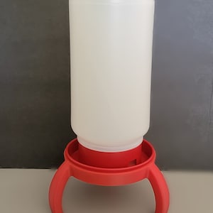 Quail or Small Bird One (1) Quart Water Stand/Riser. Screw-On Poultry Waterer Base Stand.