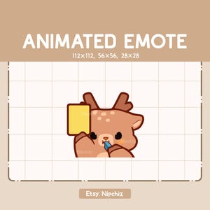 Emote animé Adorable cerf chibi soufflant dans un sifflet et tenant un carton jaune / Emote kawaii / Adorable emote pour le streaming / Prêt à l'emploi