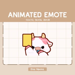 Animowana emotka Urocza chibi różowa krowa dmuchająca w gwizdek i trzymająca żółtą kartkę - Urocza kreskówkowa emotka