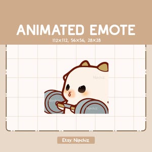 Könnte beinhalten: Animiertes Emoji eines weißen Comic-Tieres, das eine Langhantel hebt. Das Tier hat braune Augen, eine rosa Nase und einen kleinen Mund. Die Langhantel ist grau mit braunen Akzenten.