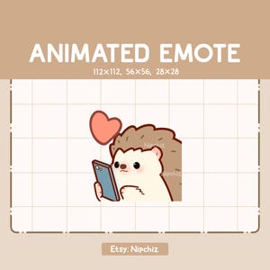 Animowany słodki jeż trzyma i stuka w swój telefon - Kawaii zabawna emotka - urocza emotka